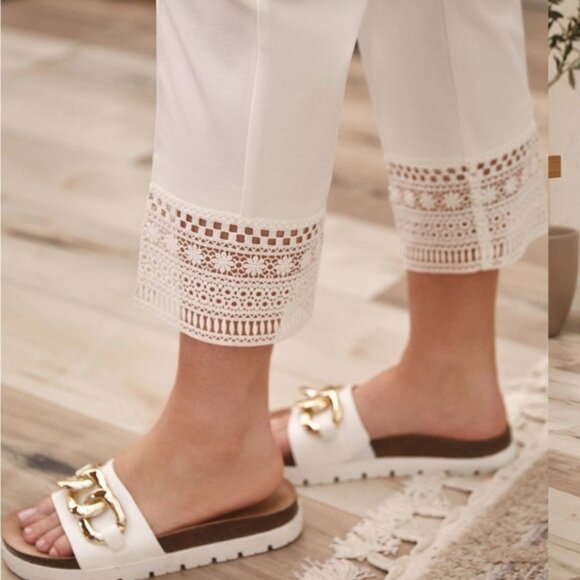 Laura Lace Detail Pull-On Pants Ivory - Picture 3 of 9
